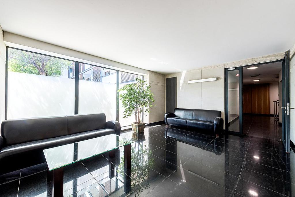 Powisle With Garage Appartement
